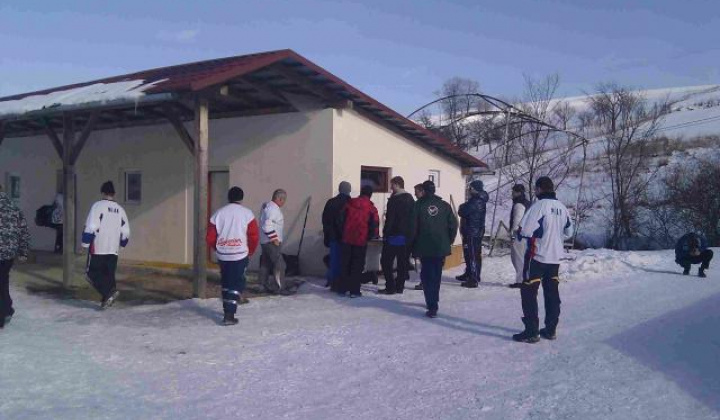 21. fotografia fotogalérie 1. ročník turnaja v ľadovom hokeji 28.1.2012