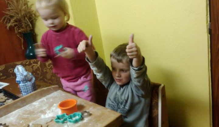 6. fotografia fotogalérie Zdobenie medovníkov